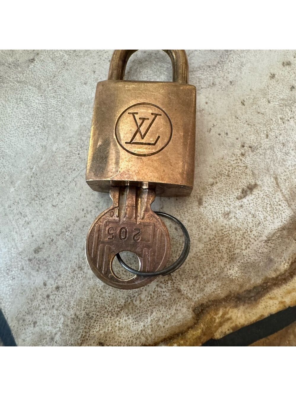 Listing for ONLY ONE 200 series Louis Vuitton Lock and Key - 203, 205 or 222 - Picture 7 of 13